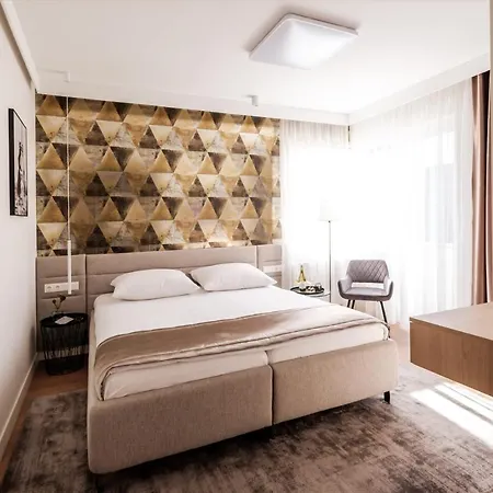 Adele Apartmanhotel