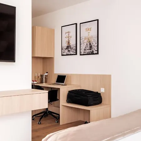 Apartmanhotel Adele
