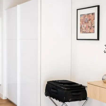 شقة فندقية Adele 4*