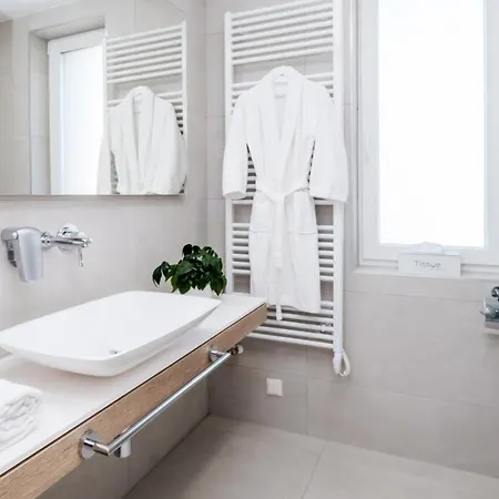 Adele Hotel de apartamente Beci