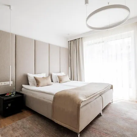 Апарт-отель Adele 4*