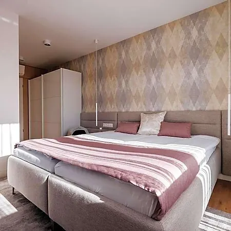 Aparthotel Adele