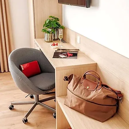 Adele Hotel de apartamente 4*
