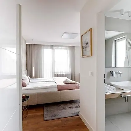 Adele Aparthotel Pětikostelí
