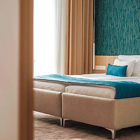 Adele Aparthotel