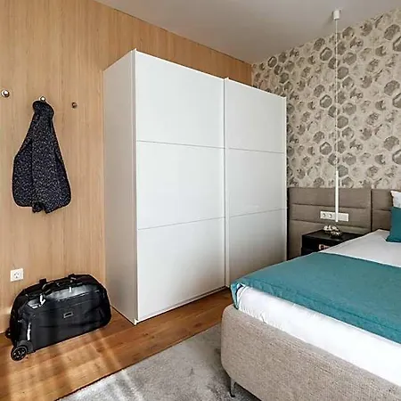 Adele Hotel de apartamente 4*