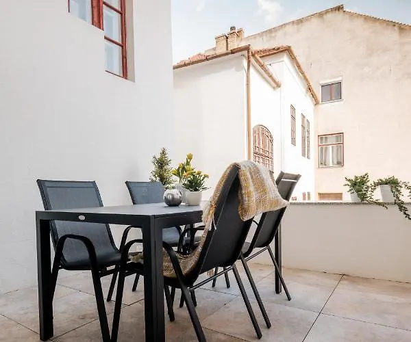 Apartahotel Adele 4*