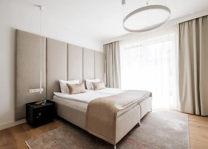 Apartahotel Adele 4*